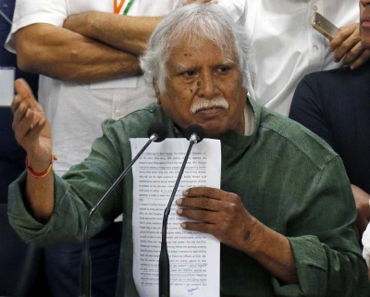 मिस्त्री ने थरूर के आरोपों को किया खारिज, कहा- शिकायत का कोई आधार नहीं